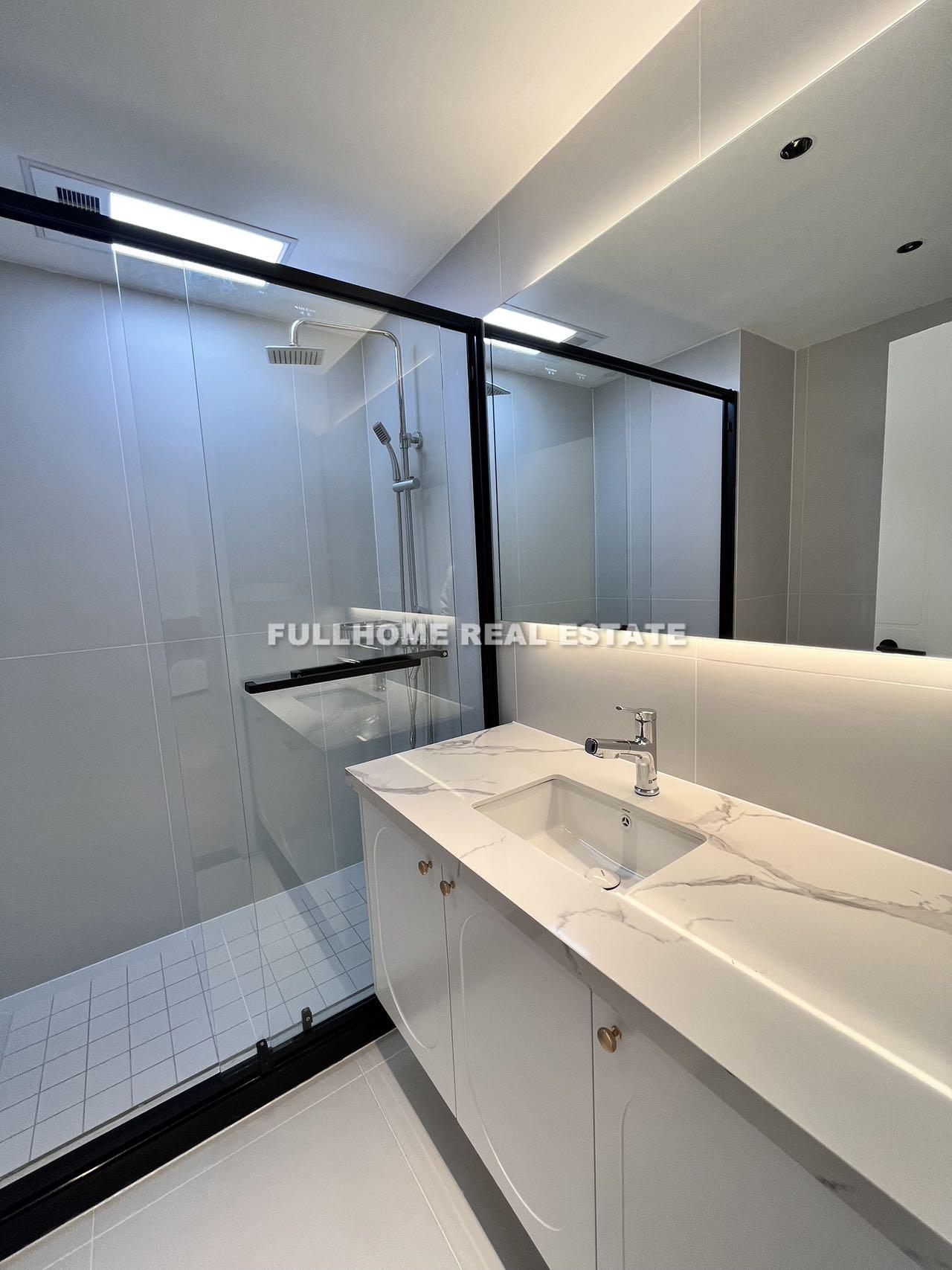 East Huaihai Apartment - Interior view 11, Shanghai rental property