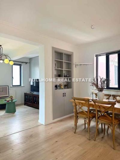 Similar property: Oriental Manhattan, 2 bedrooms, 100 sqm in Shanghai
