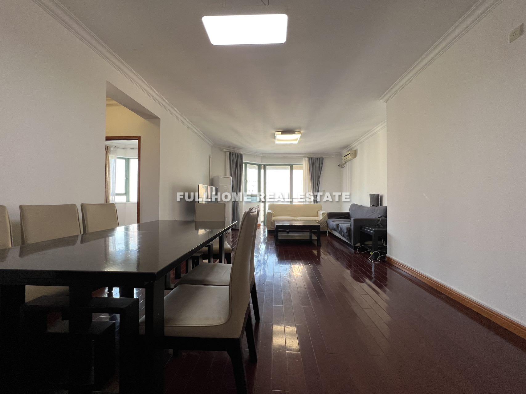 Central Residences - 3 bedroom apartment in Shanghai, FFC, Downtown