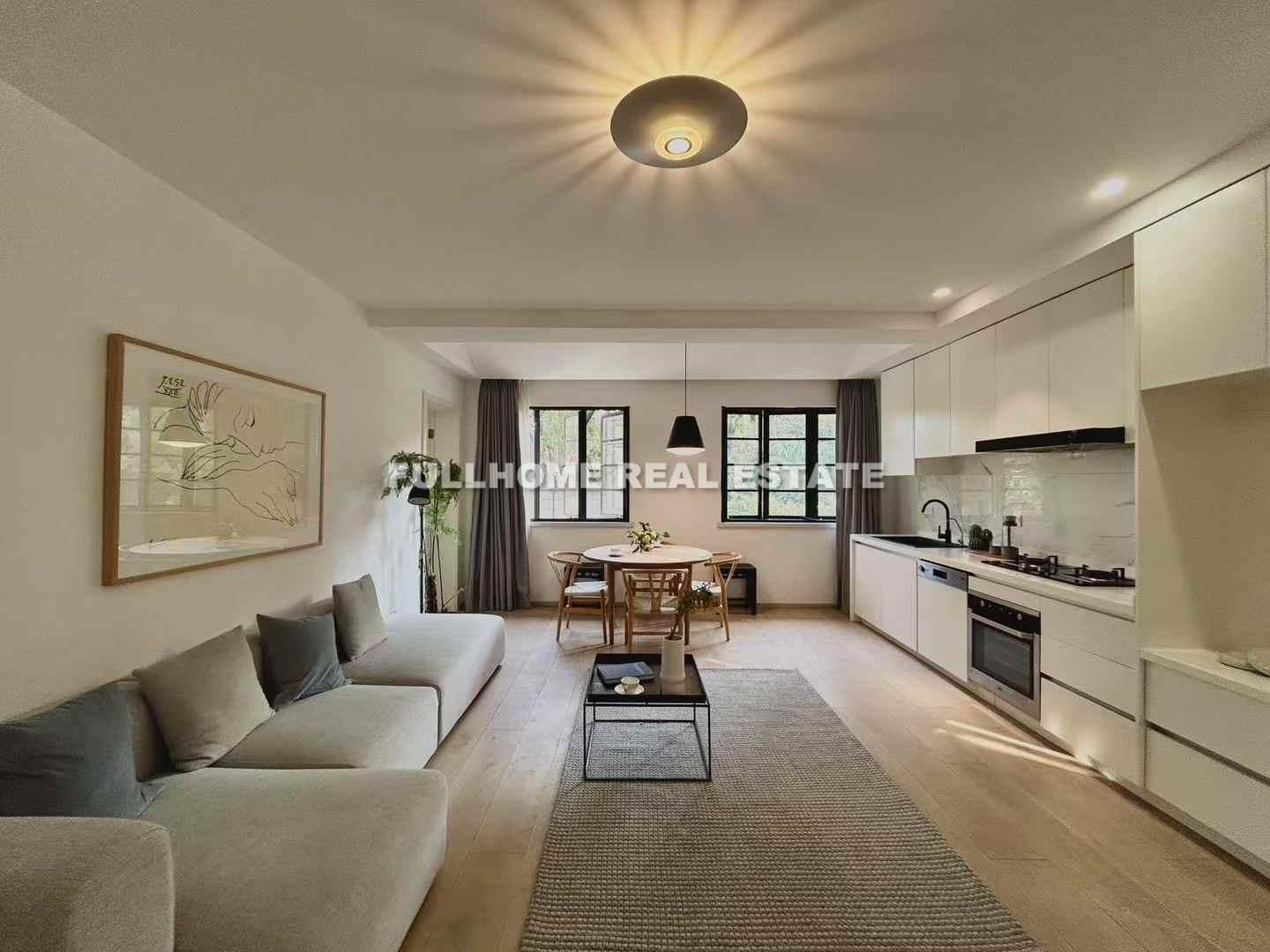 Same compound: Lane 1001-1500 Middle Huaihai Road Old House, 2 bedrooms in Shanghai