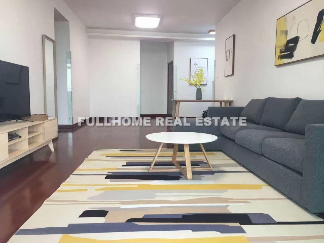 Regents Park - 3 bedroom apartment in Shanghai, Zhongshan Park, Downtown
