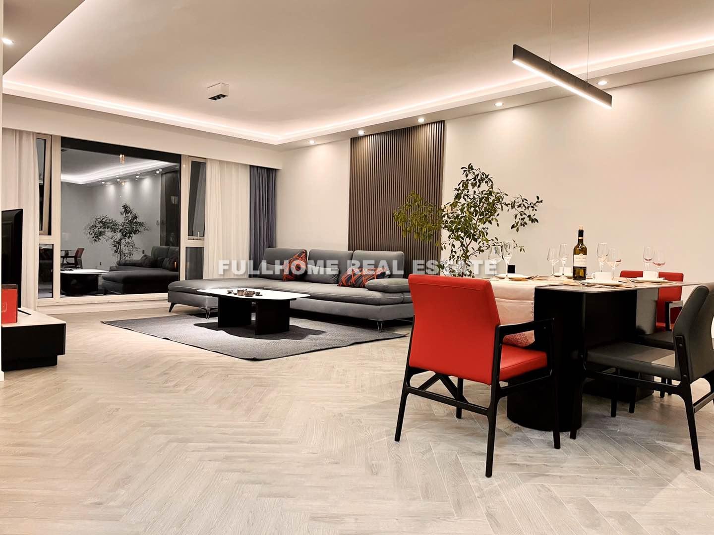 Palm Springs - 3 bedroom apartment in Beijing, Chaoyang Park