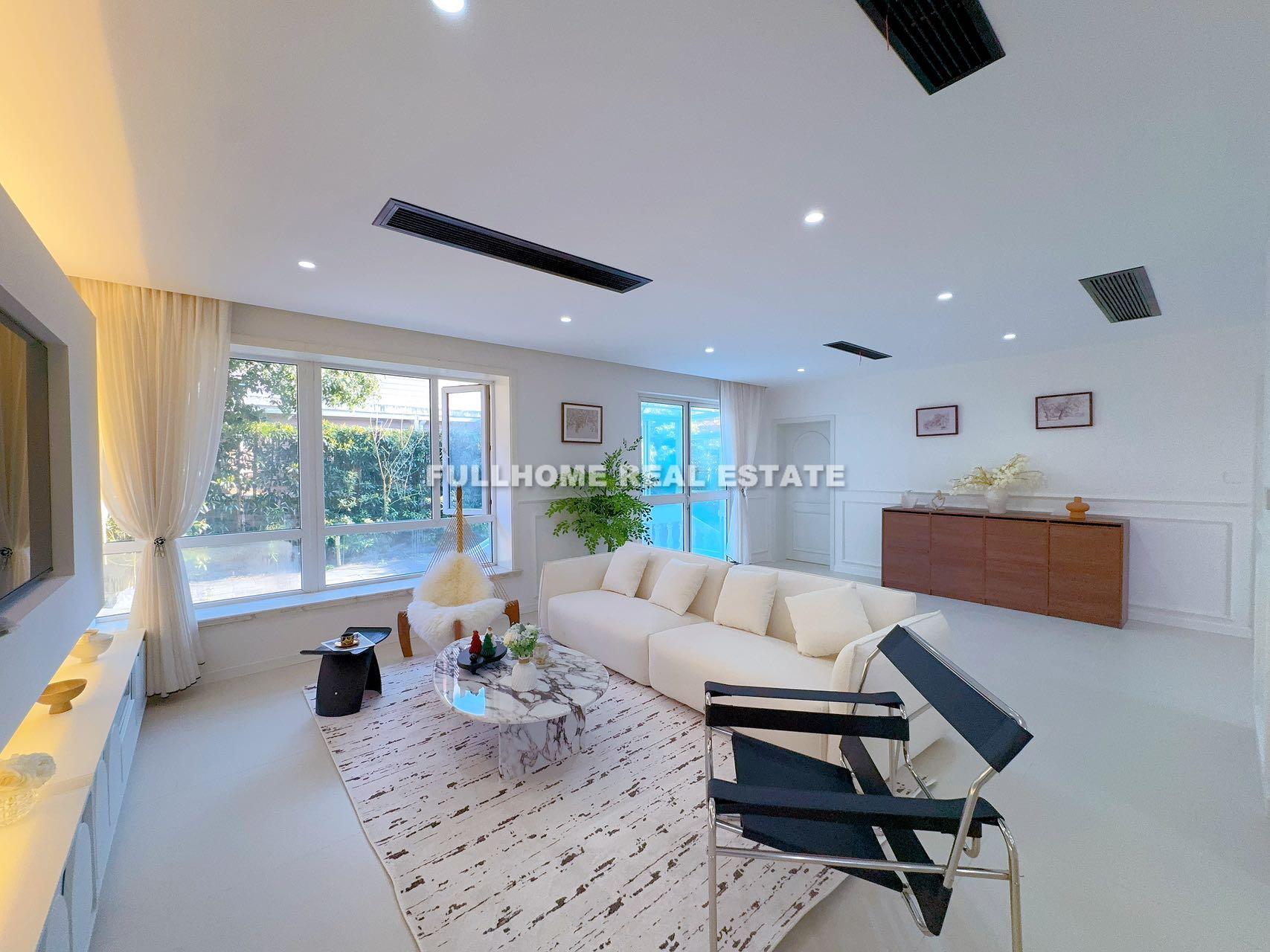 Xijiao Hua Cheng Villa - 4 bedroom apartment in Shanghai, Qingpu, Suburb