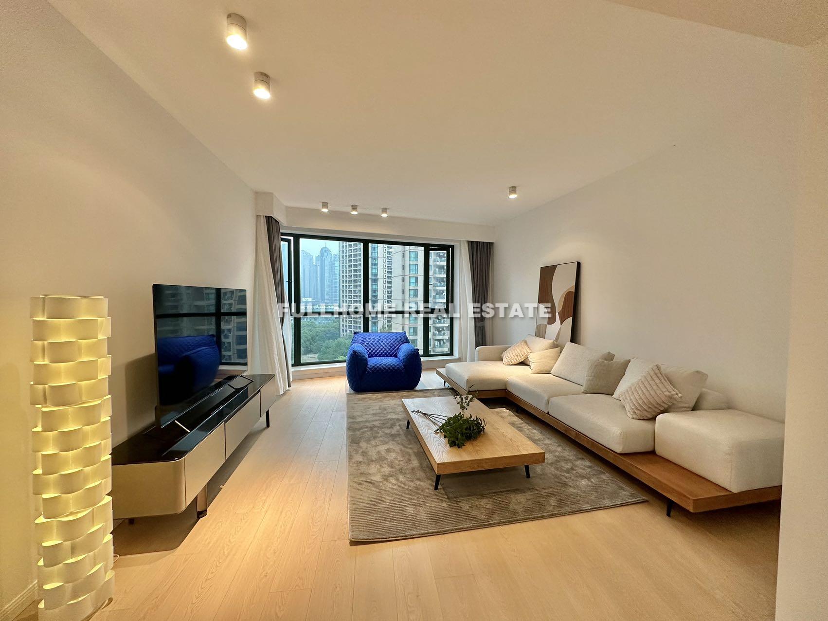 Similar property: Yanlord Garden, 4 bedrooms, 223 sqm in Shanghai