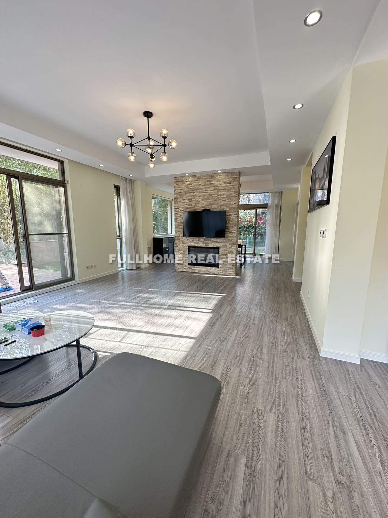 Tomson Riviera Garden - 4 bedroom apartment in Shanghai, Century Park and Lianyang, Pudong