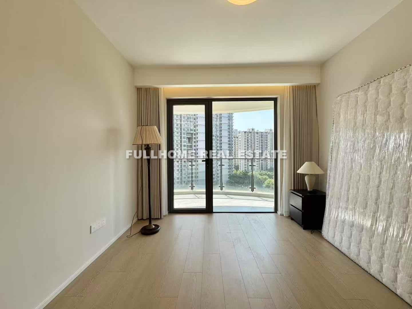Zhong Yuan Liang Wan Cheng - Interior view 5, Shanghai rental property