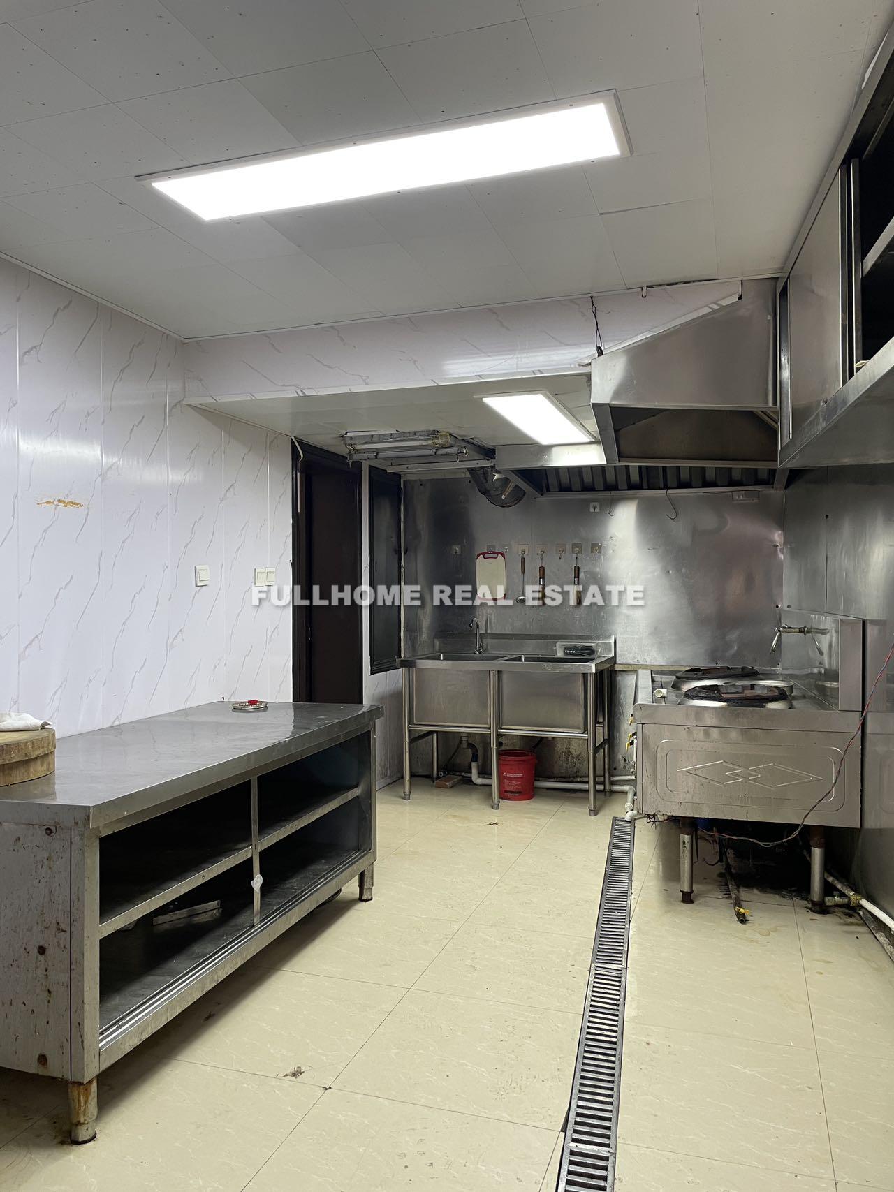 Lane 1-200 Kangping Road Old House	 - Interior view 6, Shanghai rental property