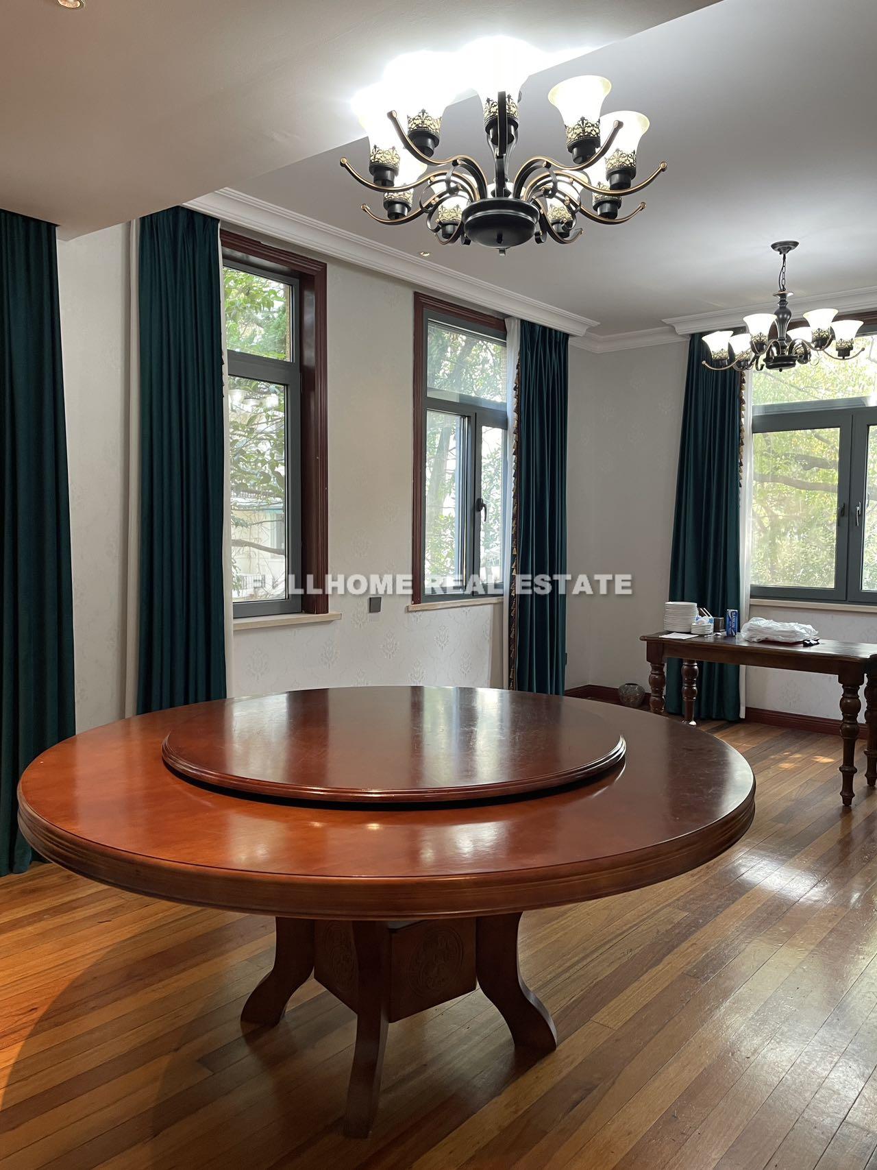 Lane 1-200 Kangping Road Old House	 - Interior view 12, Shanghai rental property