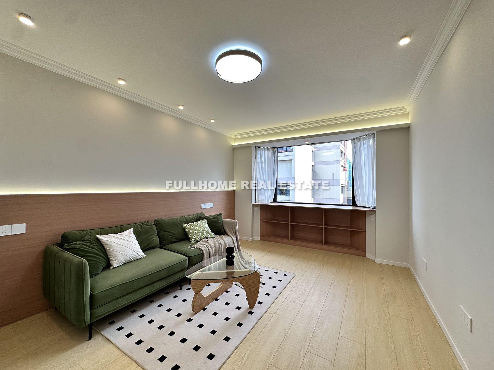 Same compound: Nanyang Mansion, 2 bedrooms in Shanghai