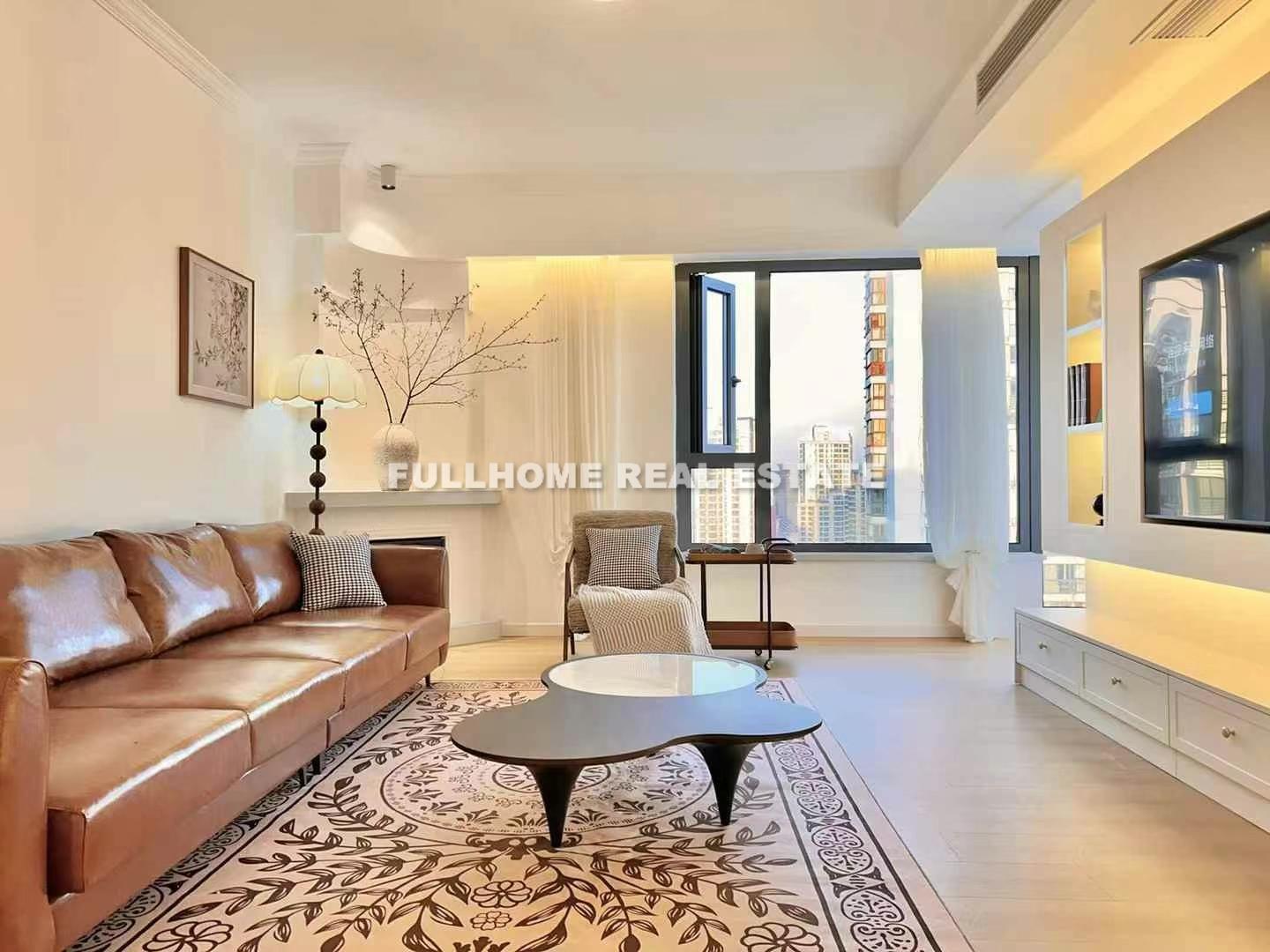 Zhong Yuan Liang Wan Cheng - 3 bedroom apartment in Shanghai, Putuo, Downtown