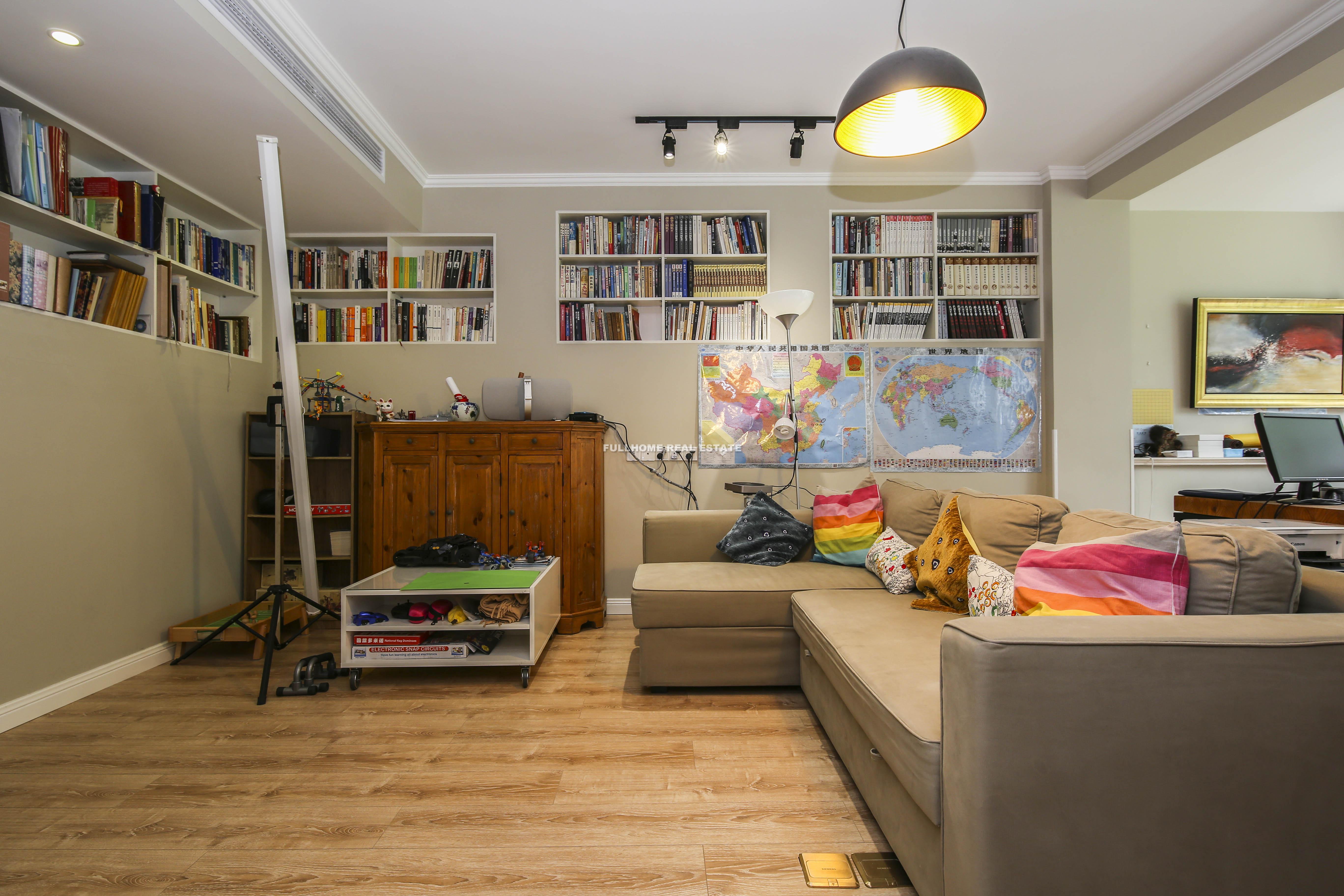 Same compound: The Greenhills, 3 bedrooms in Shanghai