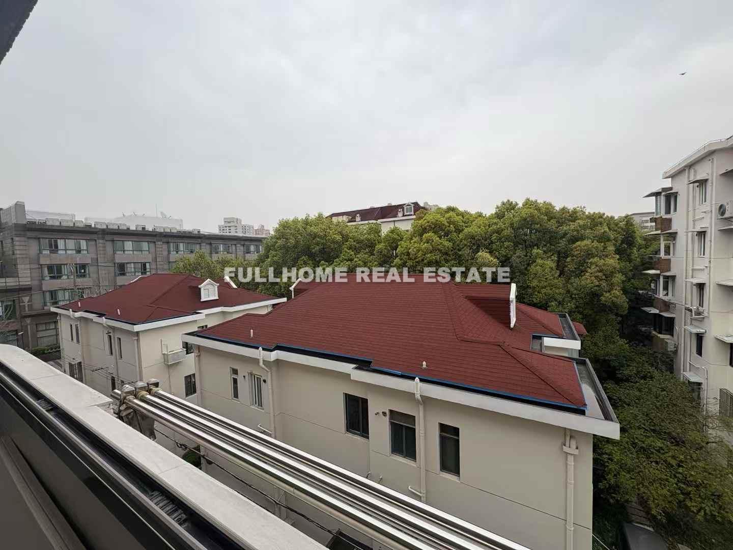 Lane 1-500 Wanpin Road Old House	 - Interior view 7, Shanghai rental property