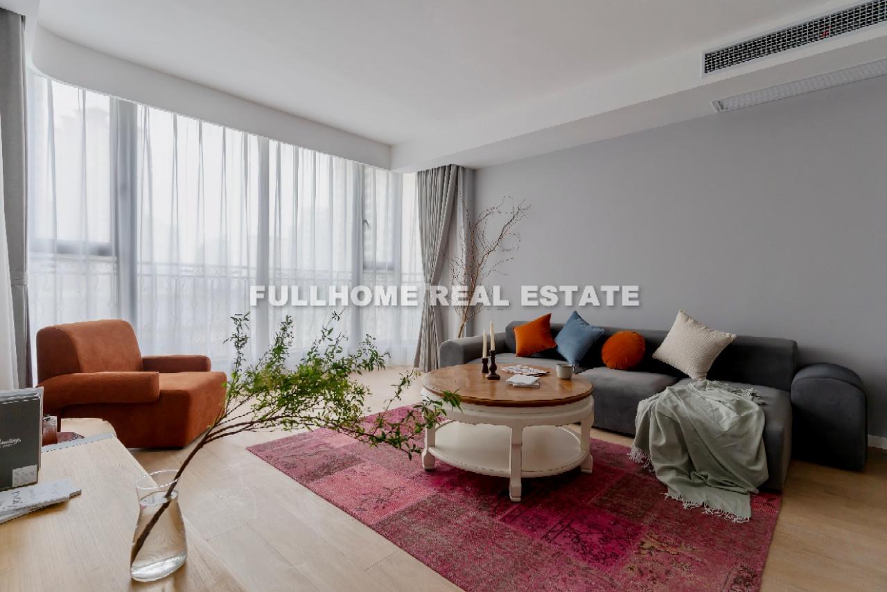 Same compound: Tai Gu Hao Ting, 3 bedrooms in Shanghai
