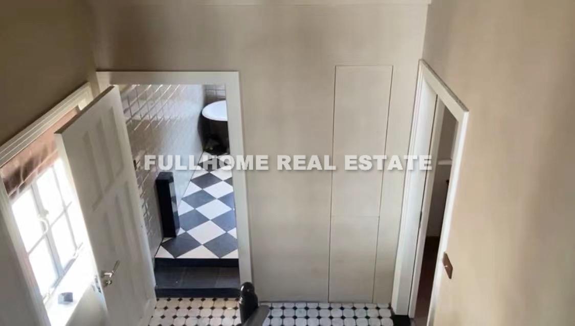 Lane 1-1200 Huashan Road Old House - Interior view 2, Shanghai rental property