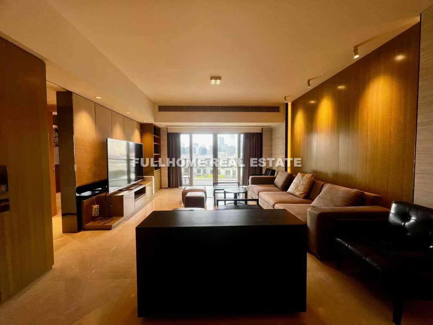 Shanghai Arch - 4 bedroom apartment in Shanghai, Lujiazui, Pudong