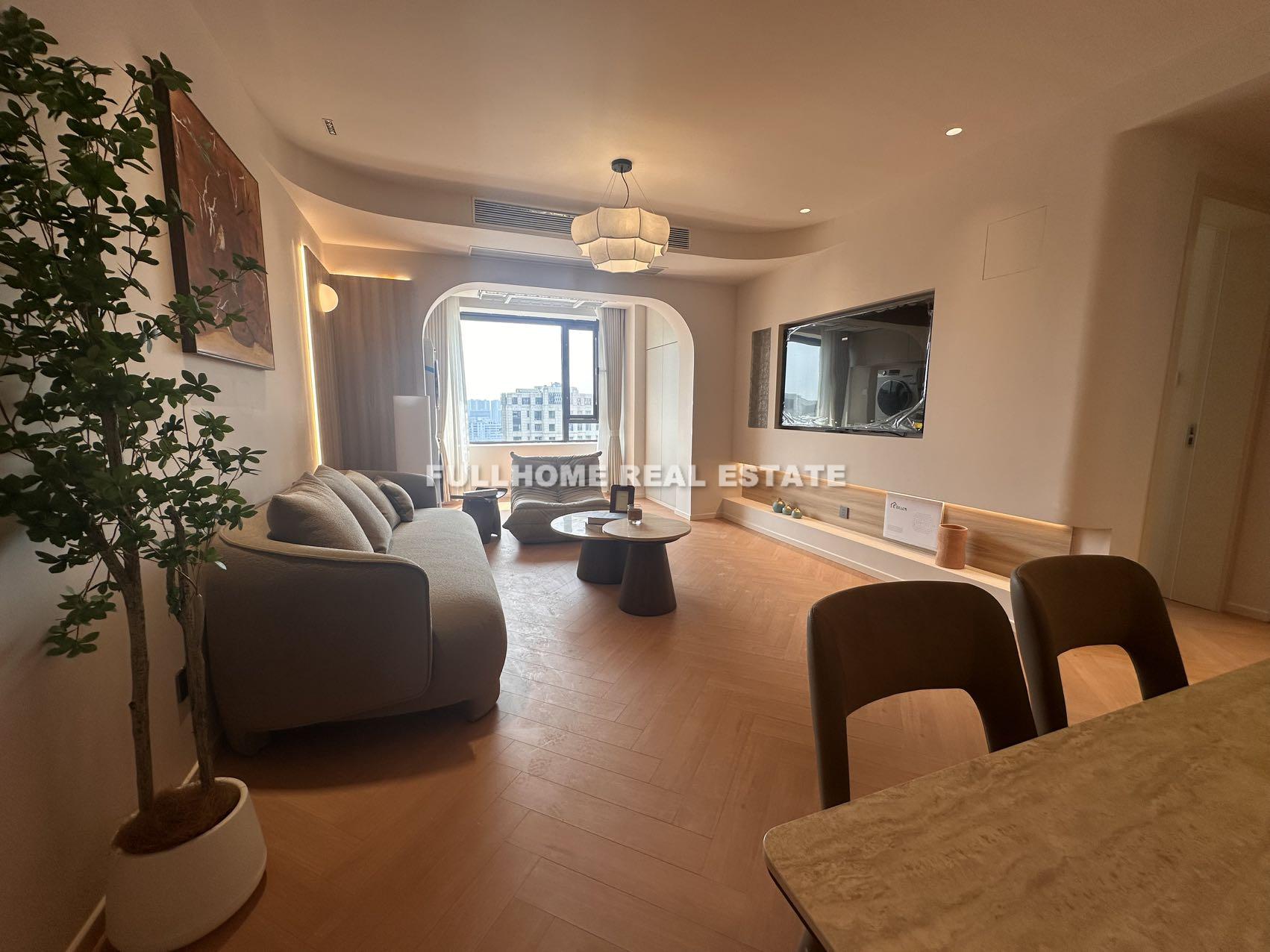 Central Mansion - 2 bedroom apartment in Shanghai, Gubei, Hongqiao