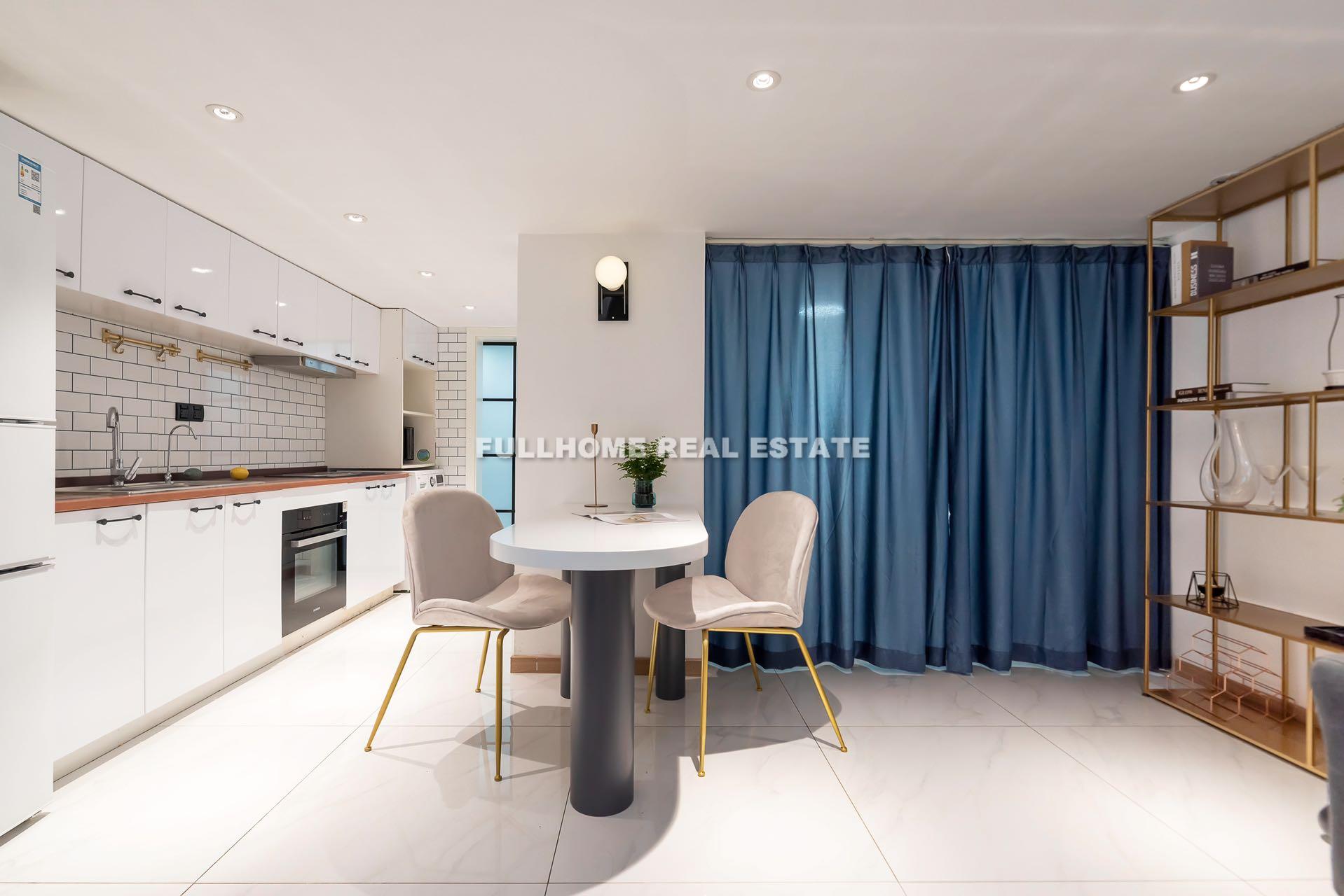 Lane 1-1000 Weihai Road Old House - Interior view 3, Shanghai rental property