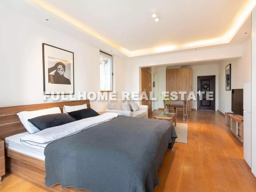 West Nanjing Mansion - Interior view 6, Shanghai rental property