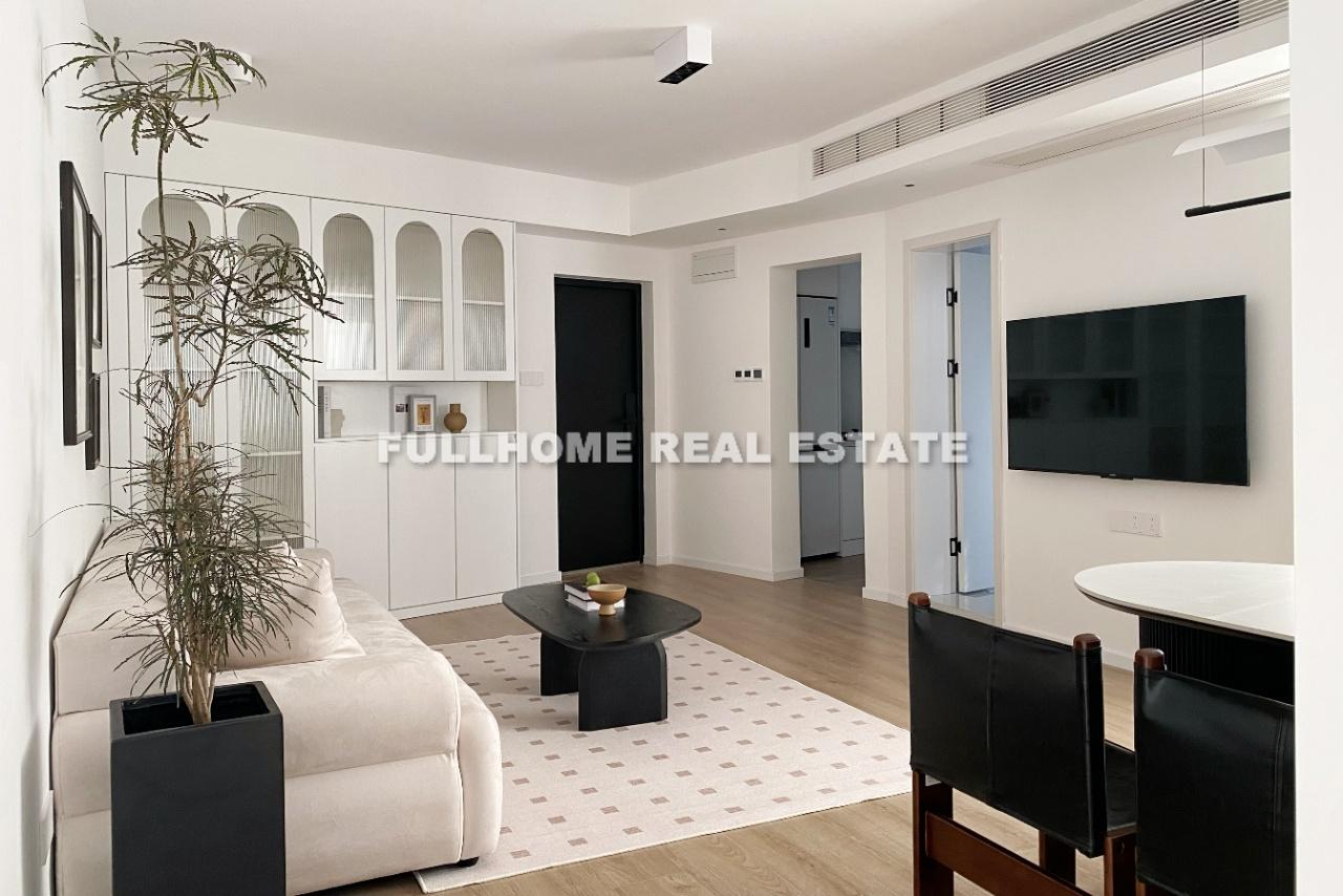 Xin Hui Apartment - 2 bedroom apartment in Shanghai, Xujiahui, Downtown
