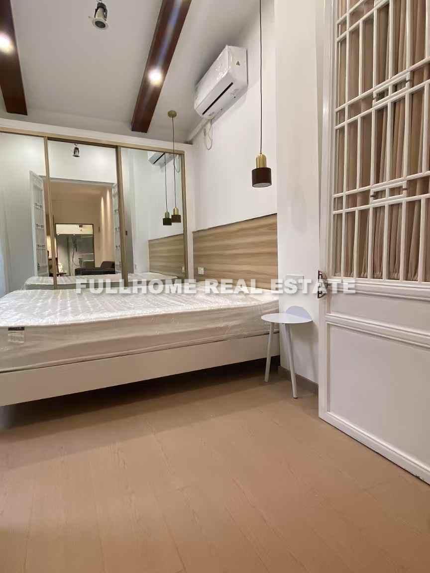Lane 1-200 North Xiangyang Road Old House	 - Interior view 2, Shanghai rental property