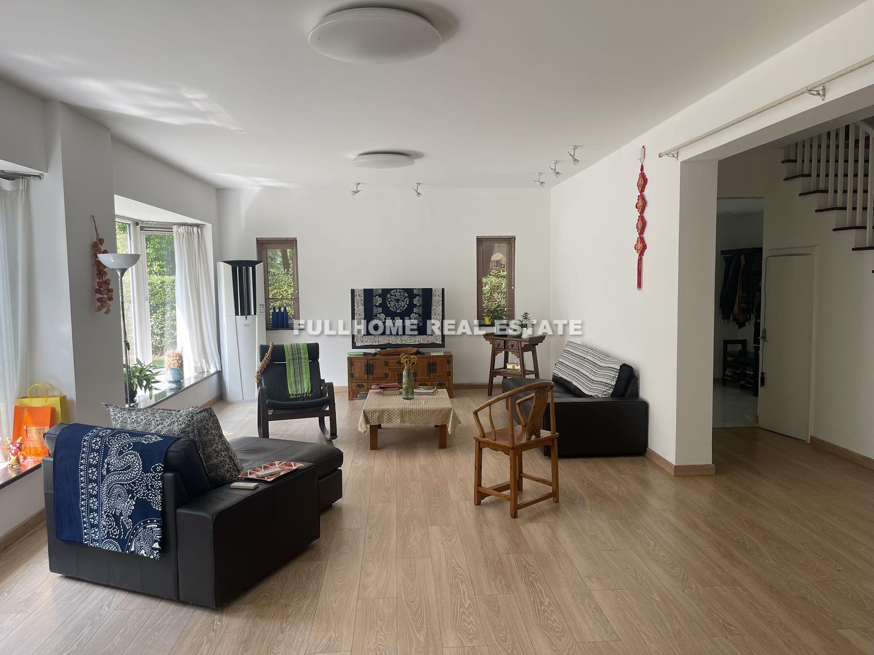 Western Suburban Garden - 5 bedroom apartment in Shanghai, Qingpu, Suburb