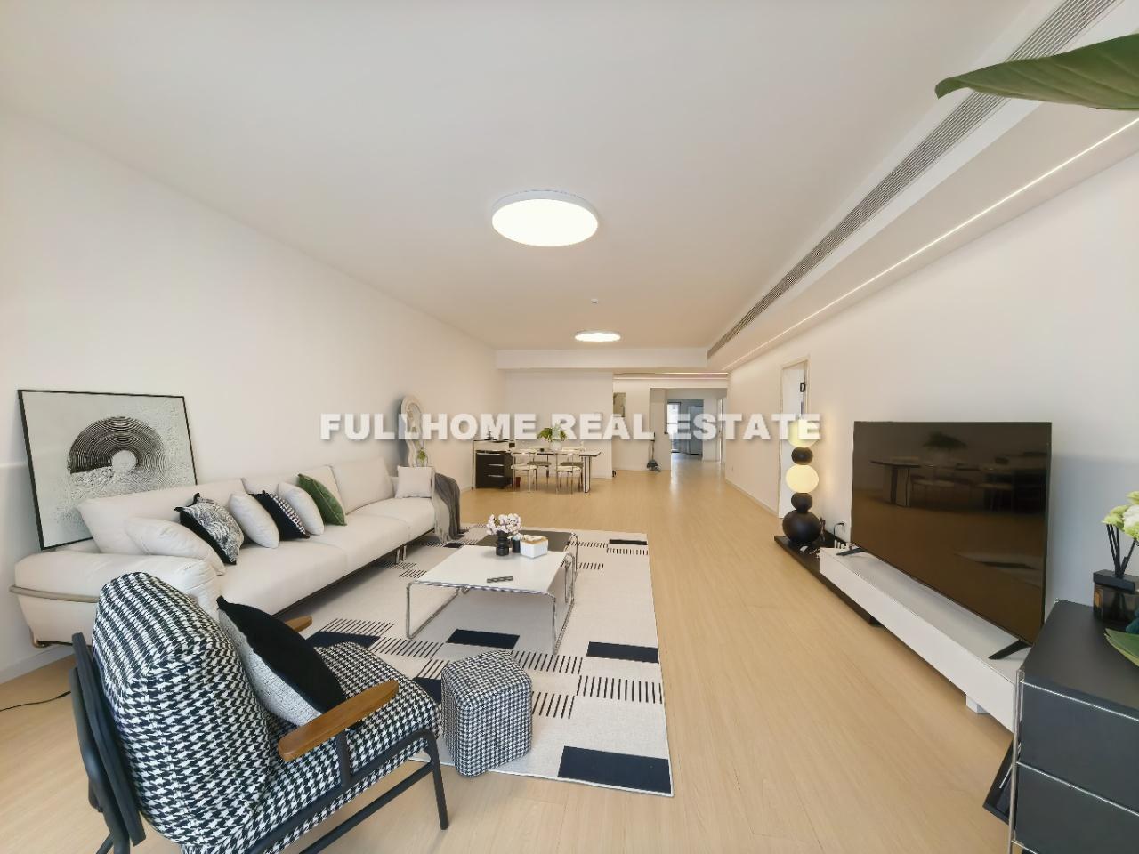 Global Trade Mansion - 3 bedroom apartment in Beijing, CBD