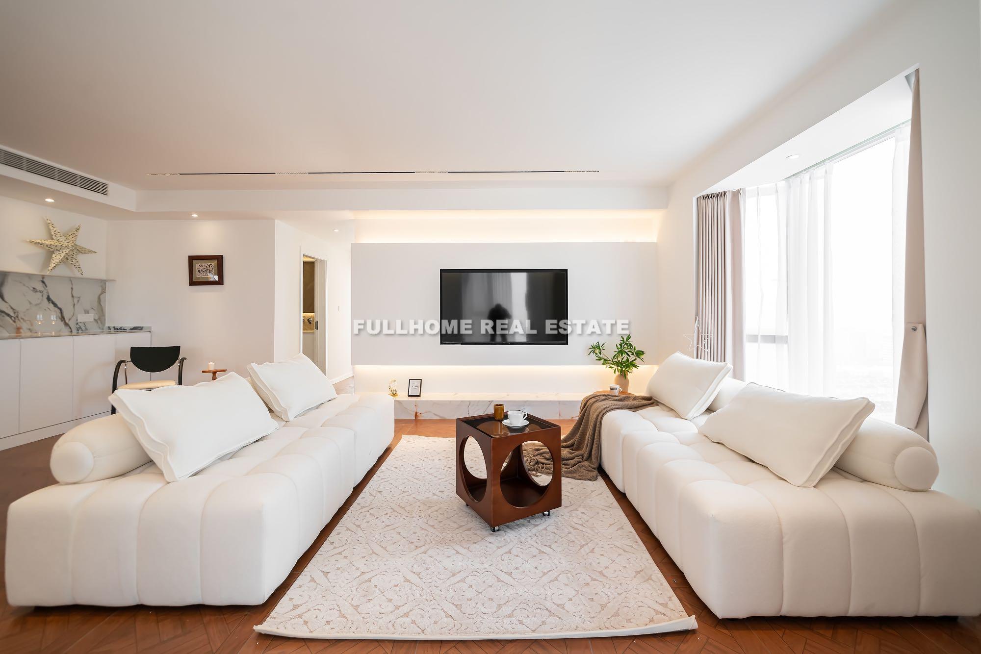 Same compound: Jinse Gangwan Apartment, 3 bedrooms in Shanghai