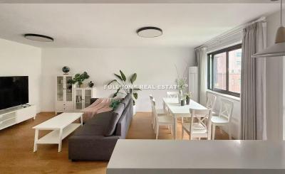 Same compound: Marseille Garden, 2 bedrooms in Shanghai