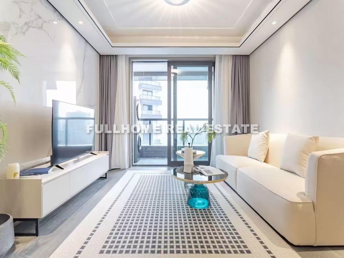 Shanghai Bay - 2 bedroom apartment in Shanghai, Xujiahui, Downtown
