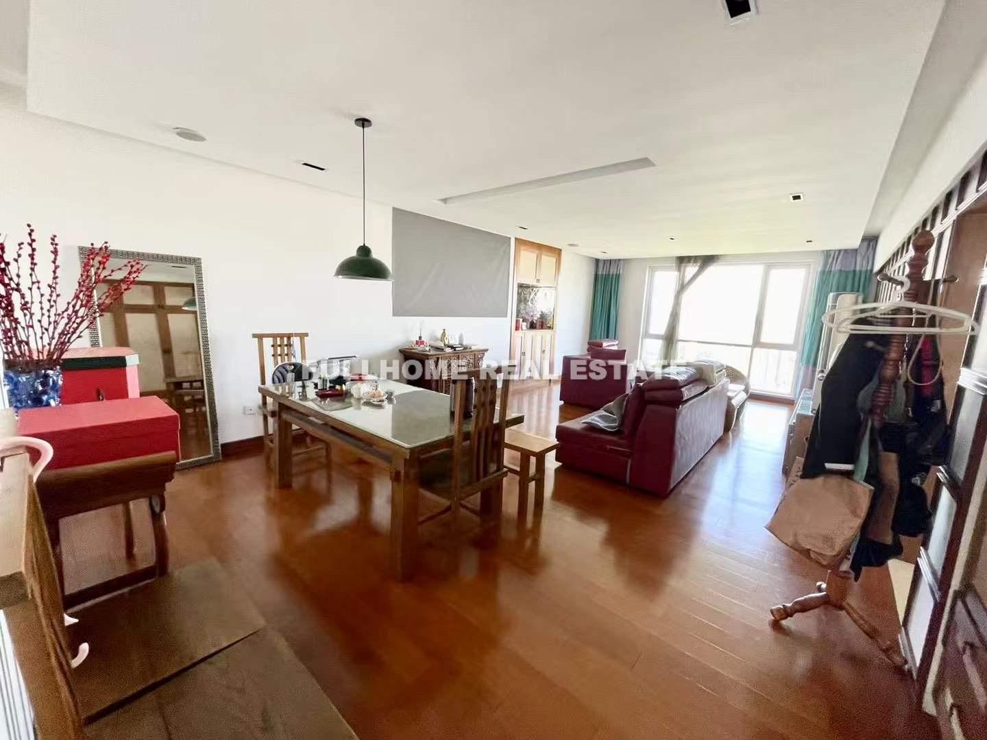 Park View - 3 bedroom apartment in Shanghai, Zhongshan Park, Downtown