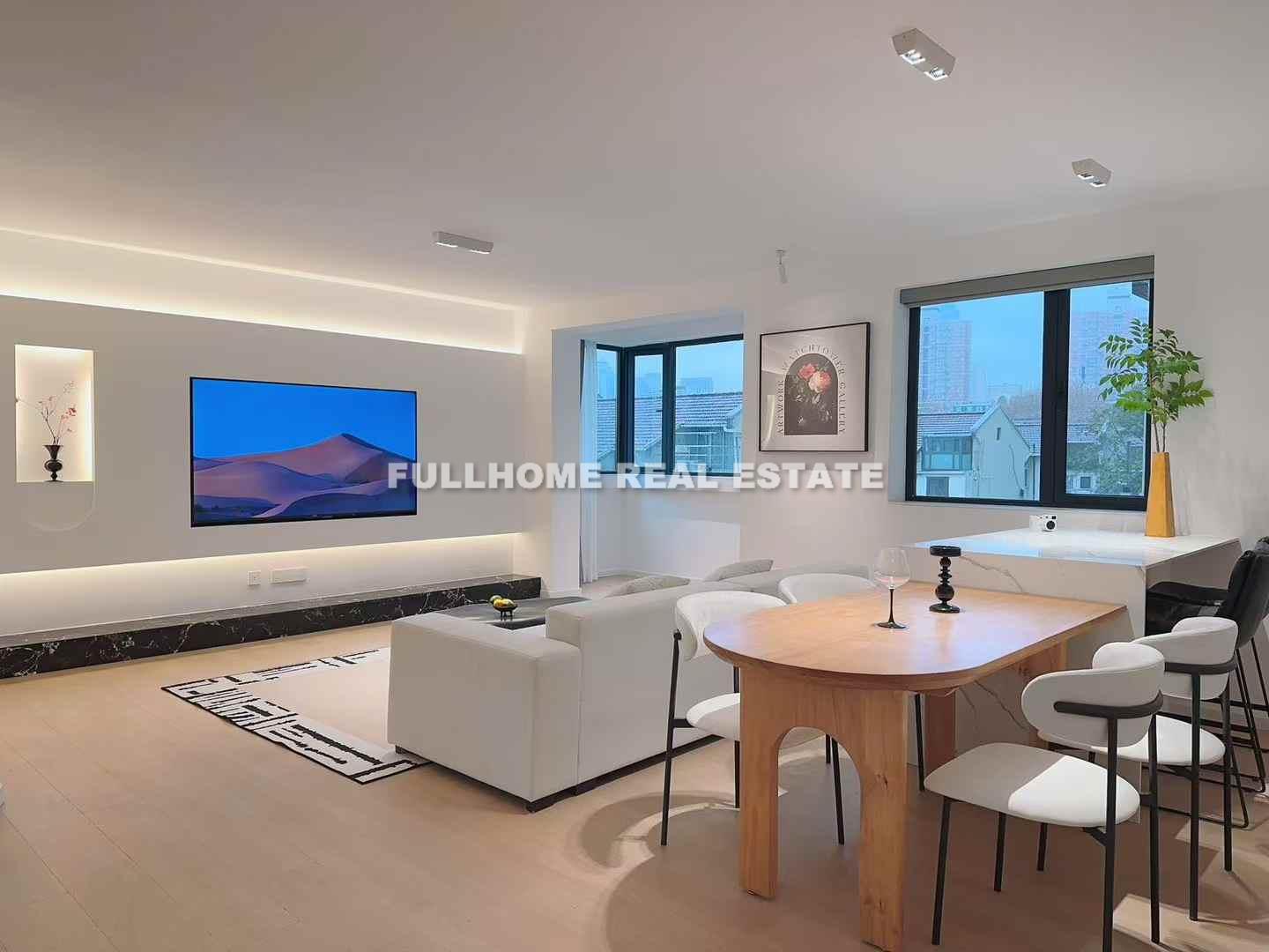 Same compound: Haixin Garden, 2 bedrooms in Shanghai
