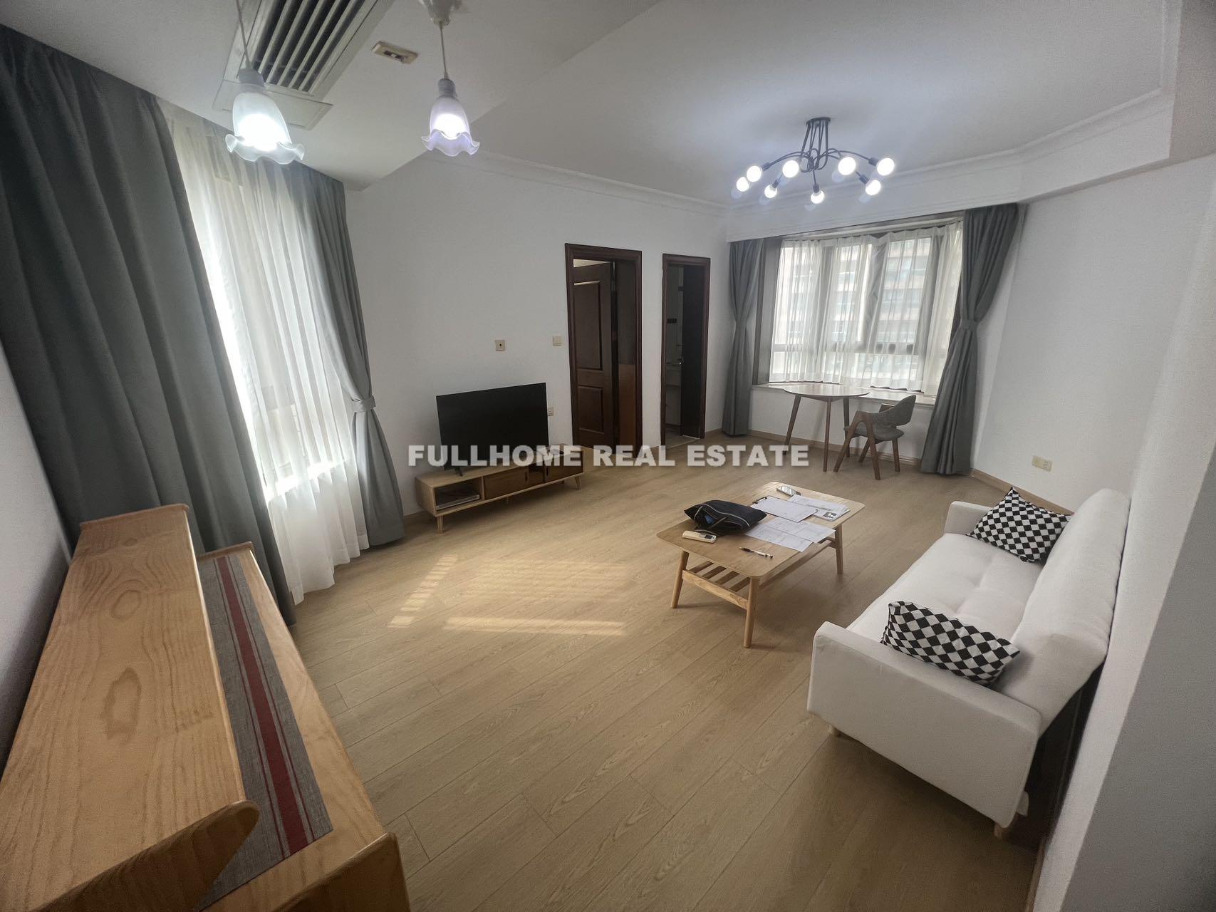 Similar property: Gubei International Garden, 1 bedrooms, 75 sqm in Shanghai