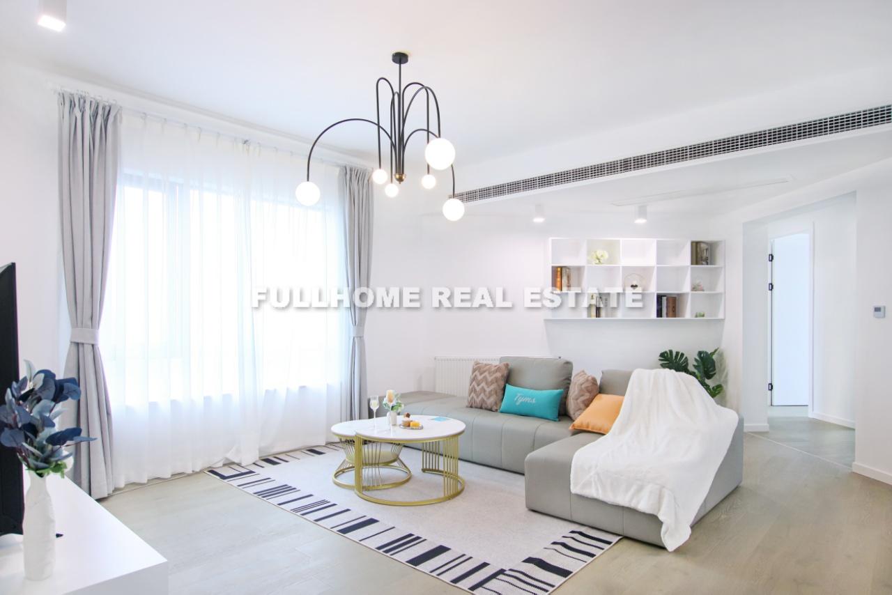 Novel Garden - 4 bedroom apartment in Shanghai, Xujiahui, Downtown
