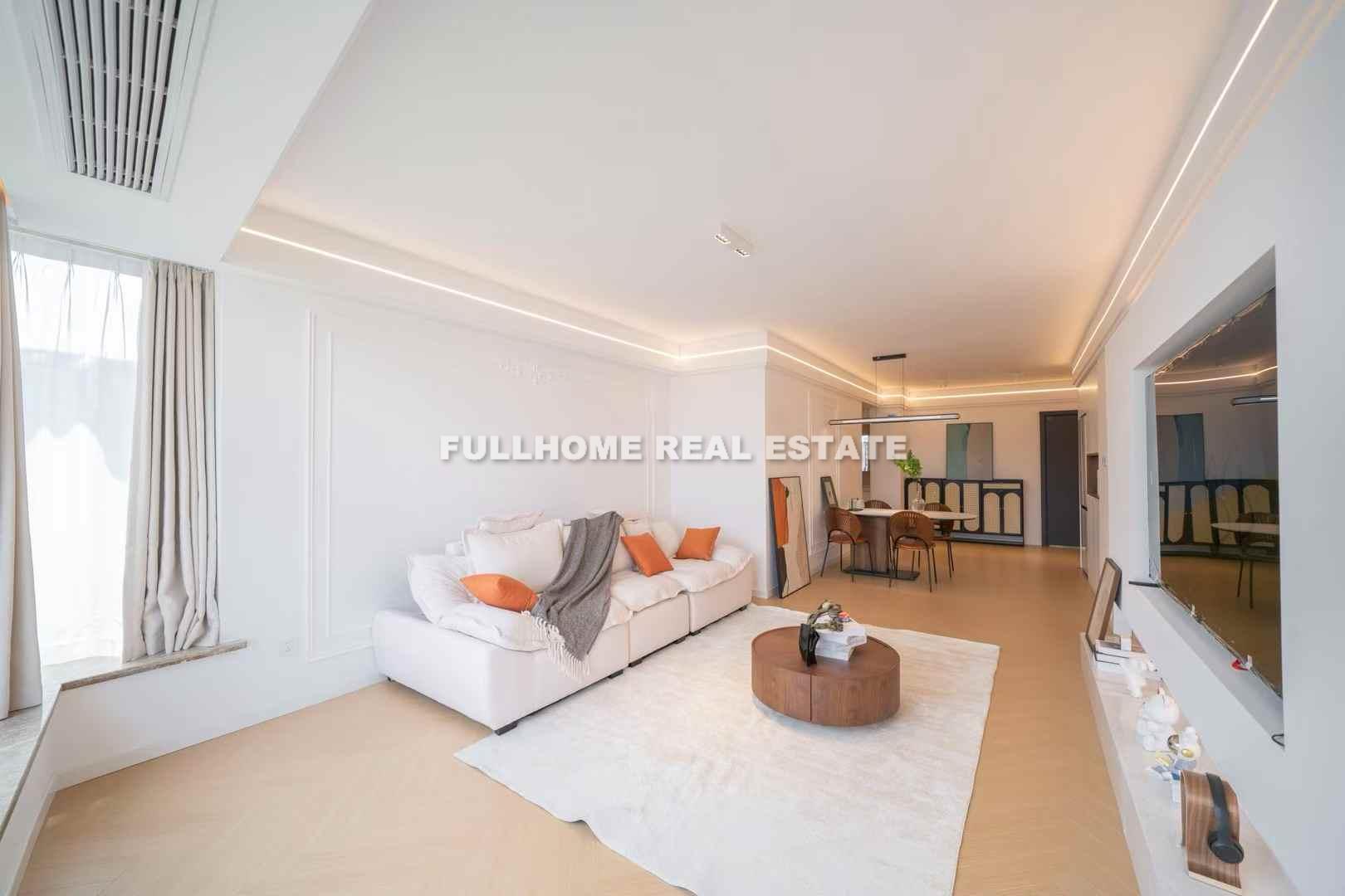 Same compound: Xinhu Mingzhu City, 2 bedrooms in Shanghai
