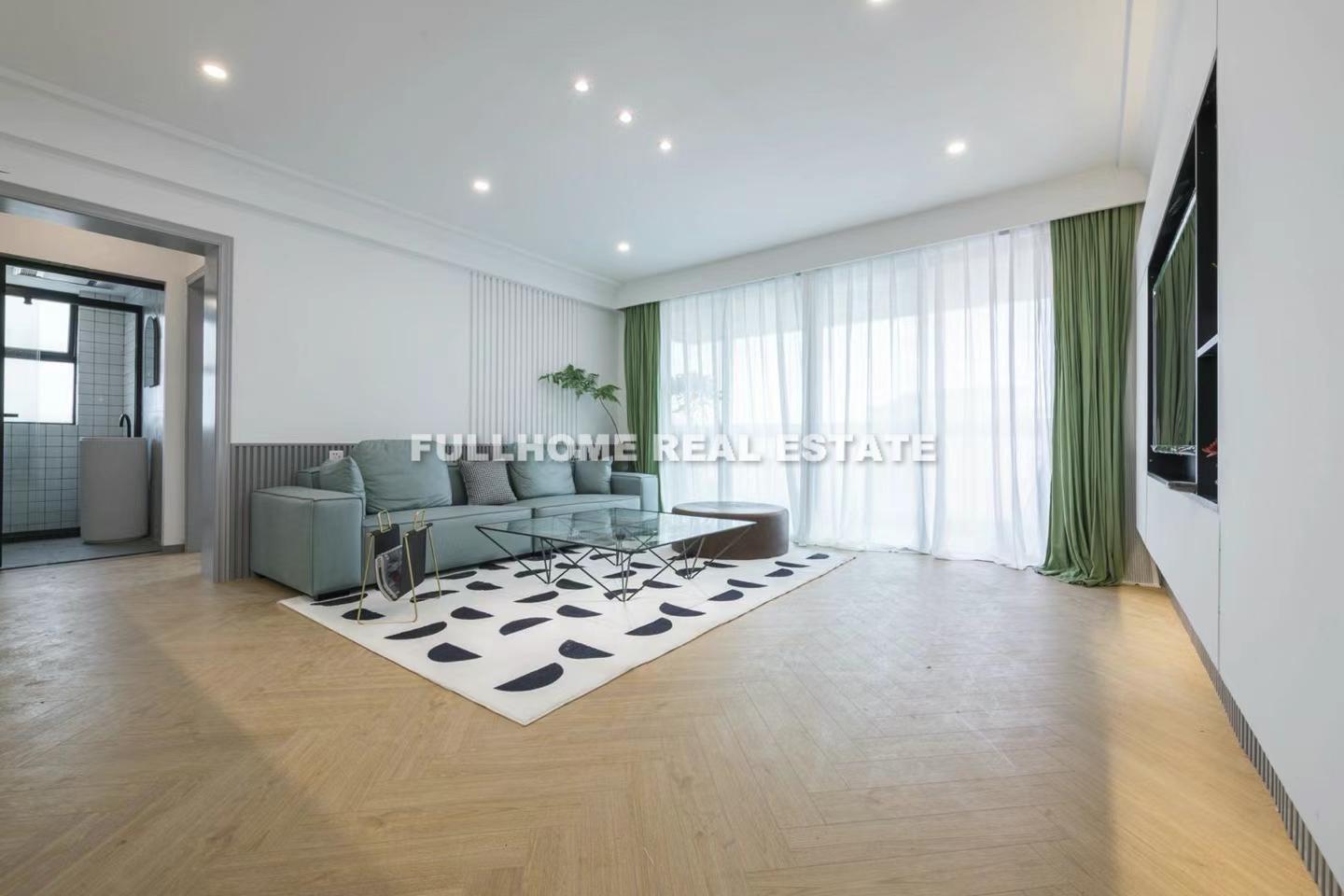 Four Seasons Garden - 4 bedroom apartment in Shanghai, , 