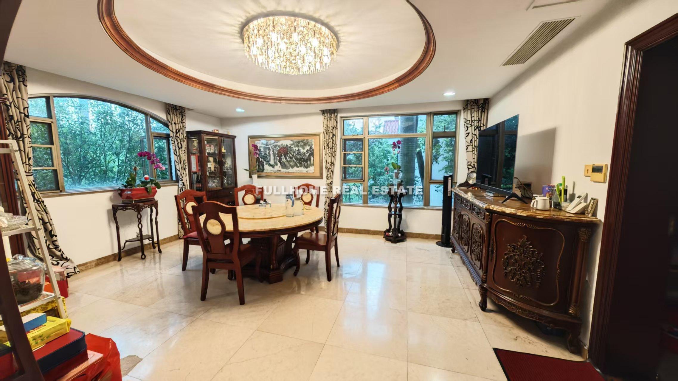 Same compound: Luhu Parkview, 6 bedrooms in Guangzhou