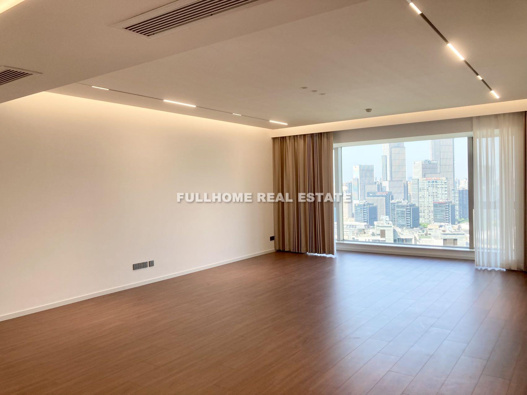 Shimao Riviera Garden - 3 bedroom apartment in Shanghai, Lujiazui, Pudong