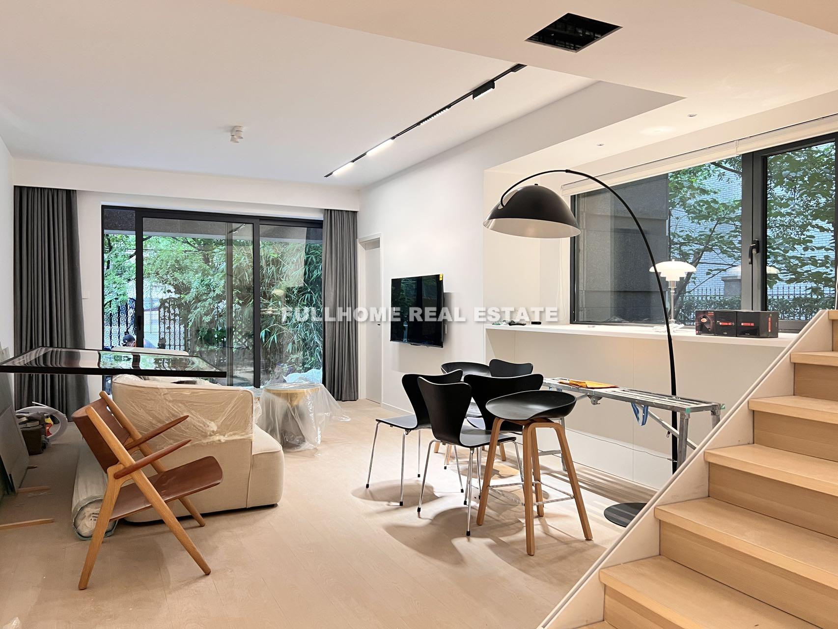 Same compound: The Century Plaza of Wamin, 3 bedrooms in Shanghai
