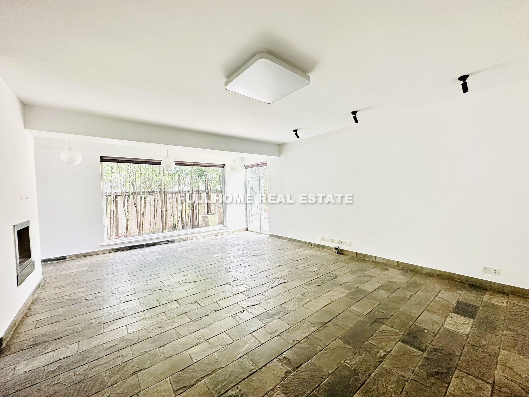 Similar property: Western Suburban Garden, 4 bedrooms, 300 sqm in Shanghai