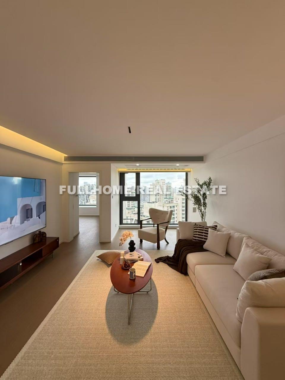 Zhong Yuan Liang Wan Cheng - 2 bedroom apartment in Shanghai, Putuo, Downtown
