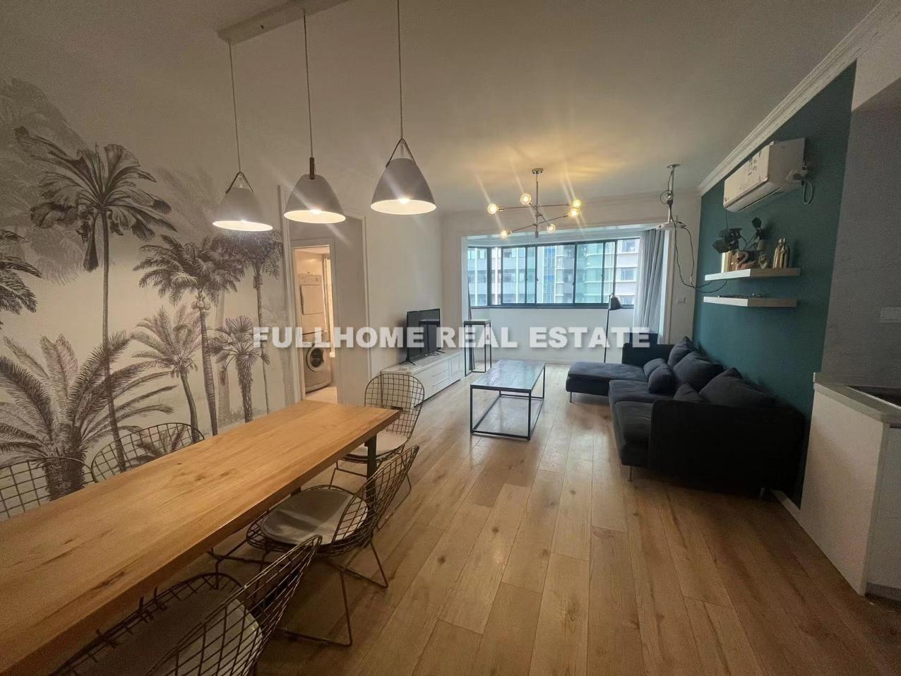 Jing An Li She - 4 bedroom apartment in Shanghai, Jing An, Downtown