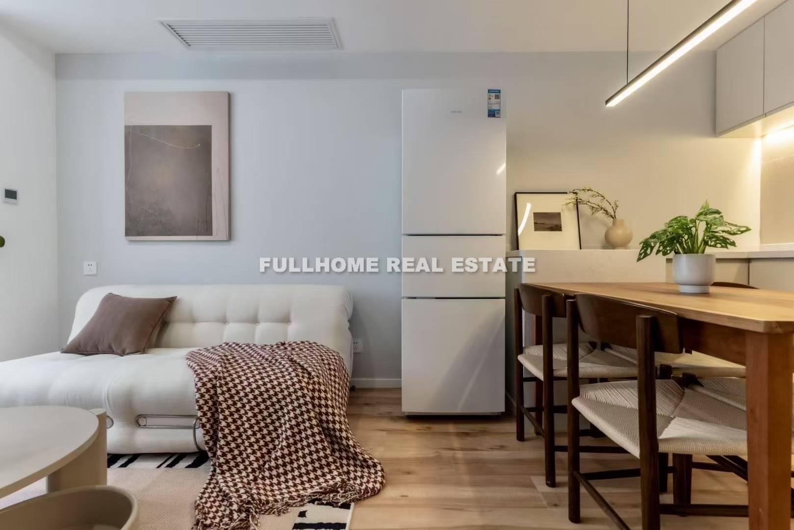 Lane 1000-1500 Xinzha Road Old House	 - 1 bedroom apartment in Shanghai, Jing An, Downtown