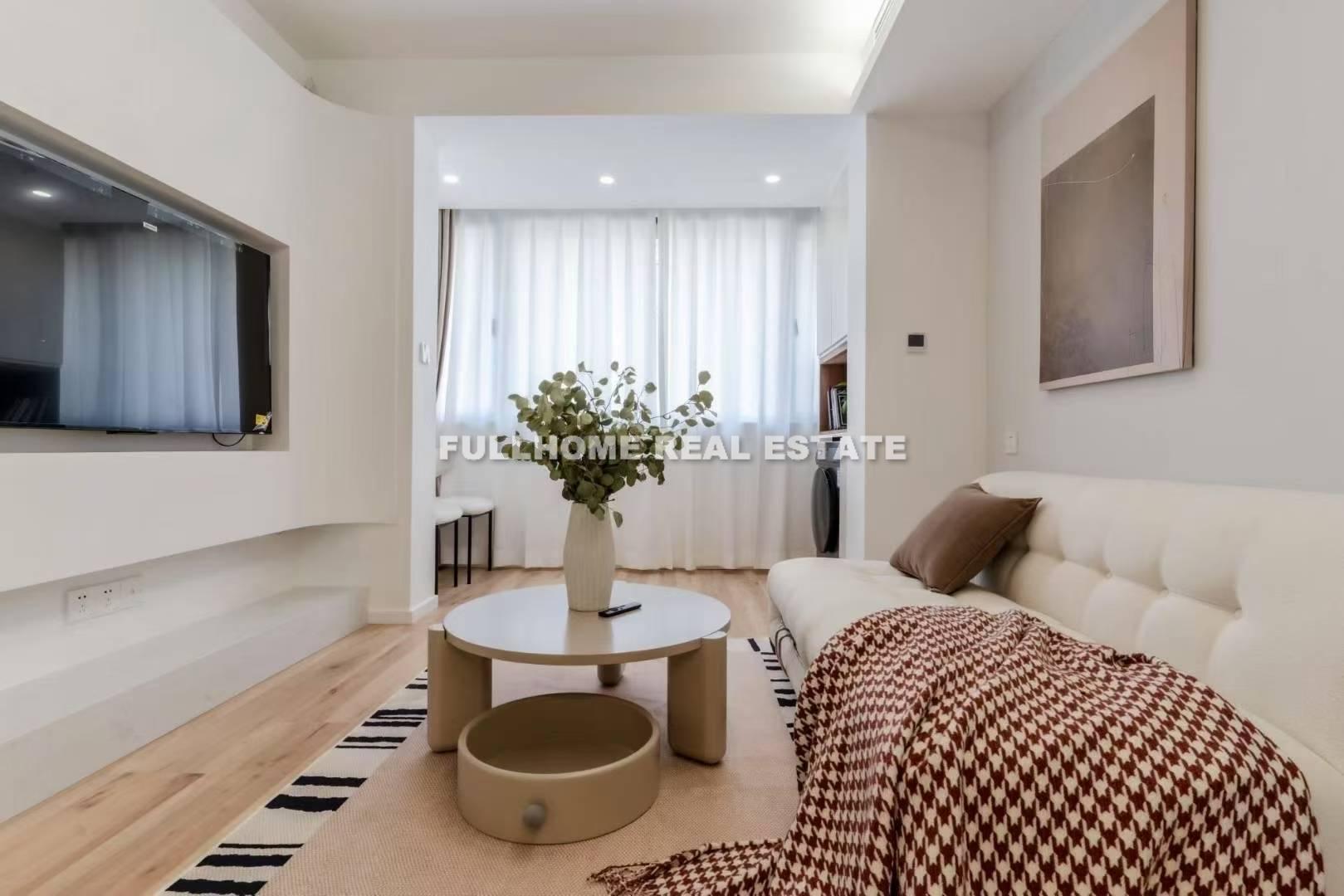 Lane 1000-1500 Xinzha Road Old House	 - Interior view 5, Shanghai rental property