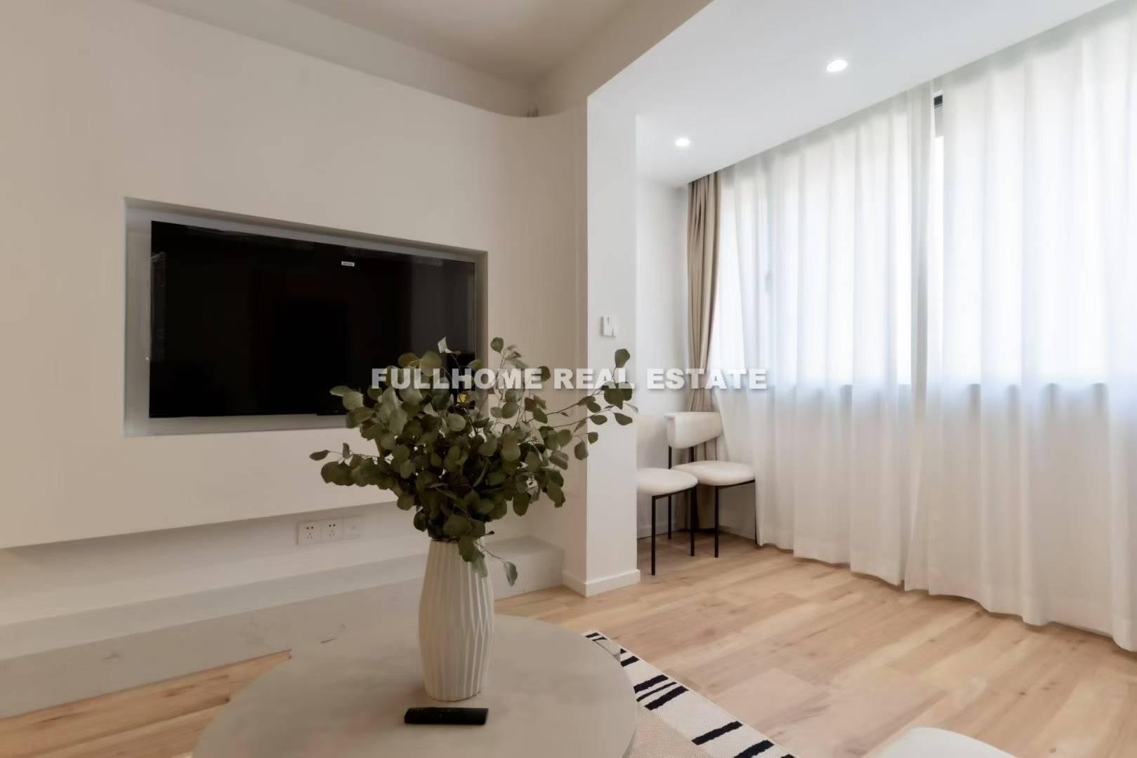 Lane 1000-1500 Xinzha Road Old House	 - Interior view 2, Shanghai rental property