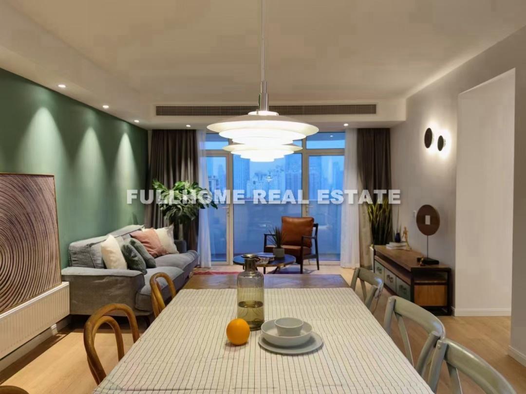 Xujiahui Jingyuan - 3 bedroom apartment in Shanghai, Downtown, Downtown