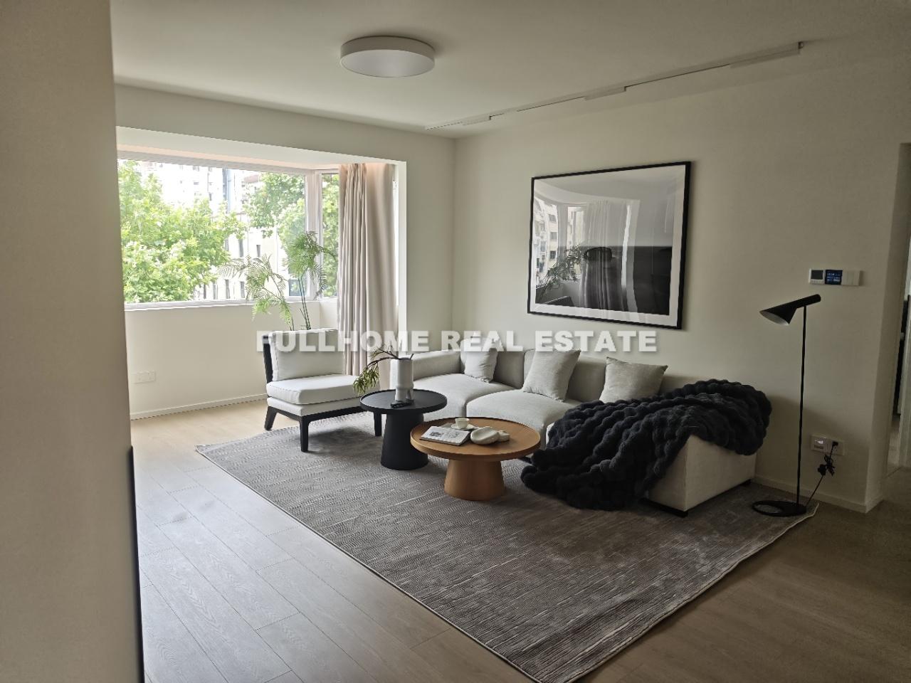 Same compound: Xujiahui Garden, 2 bedrooms in Shanghai