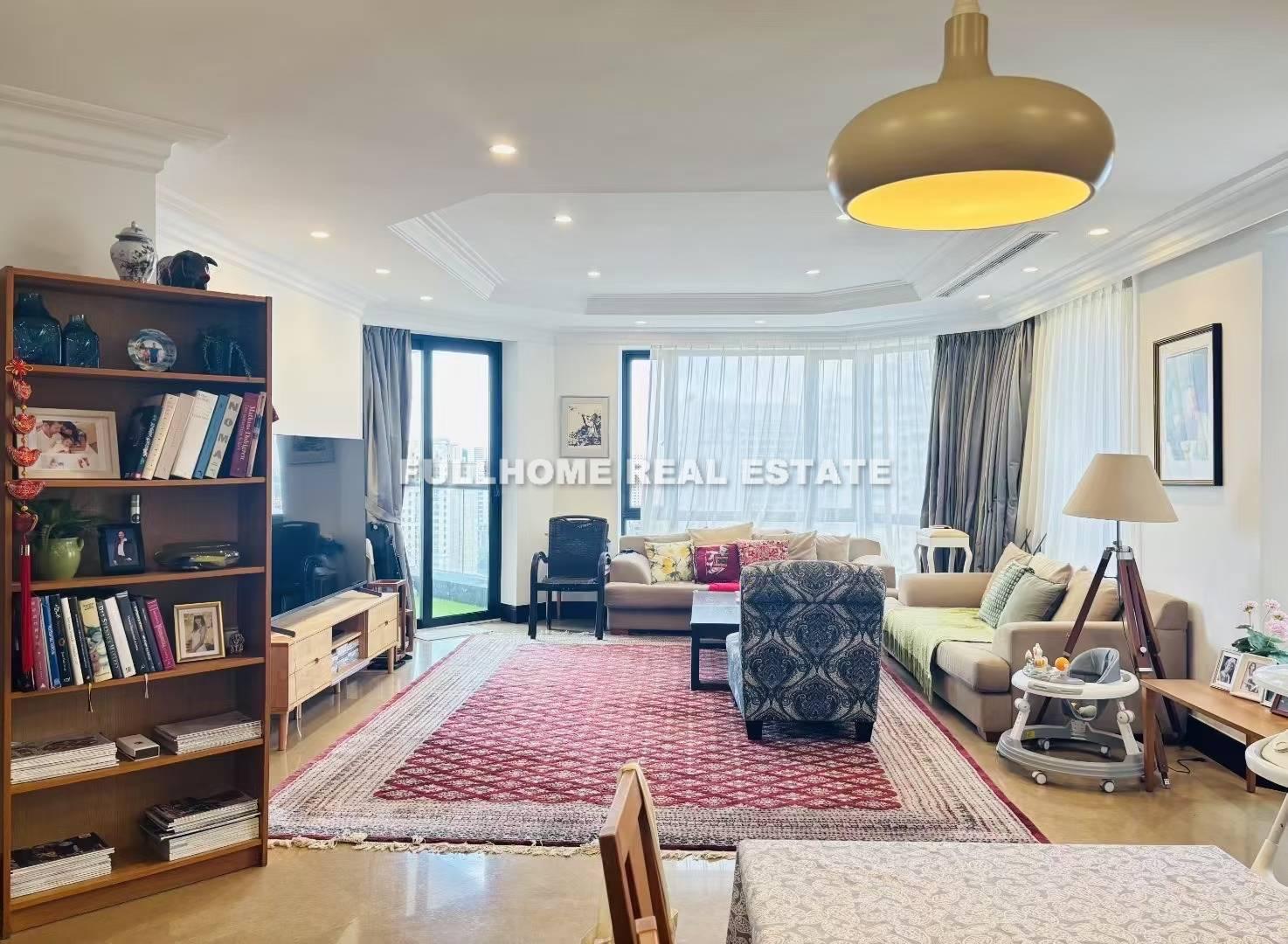 Similar property: Belgravia, 3 bedrooms, 221 sqm in Shanghai