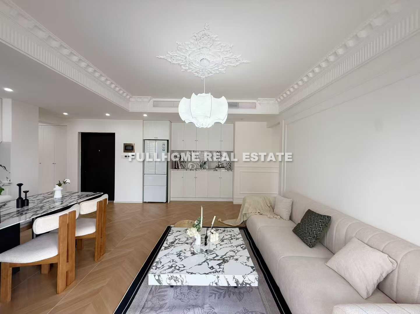 Golden Bund Garden - 2 bedroom apartment in Shanghai, Xintiandi, Downtown