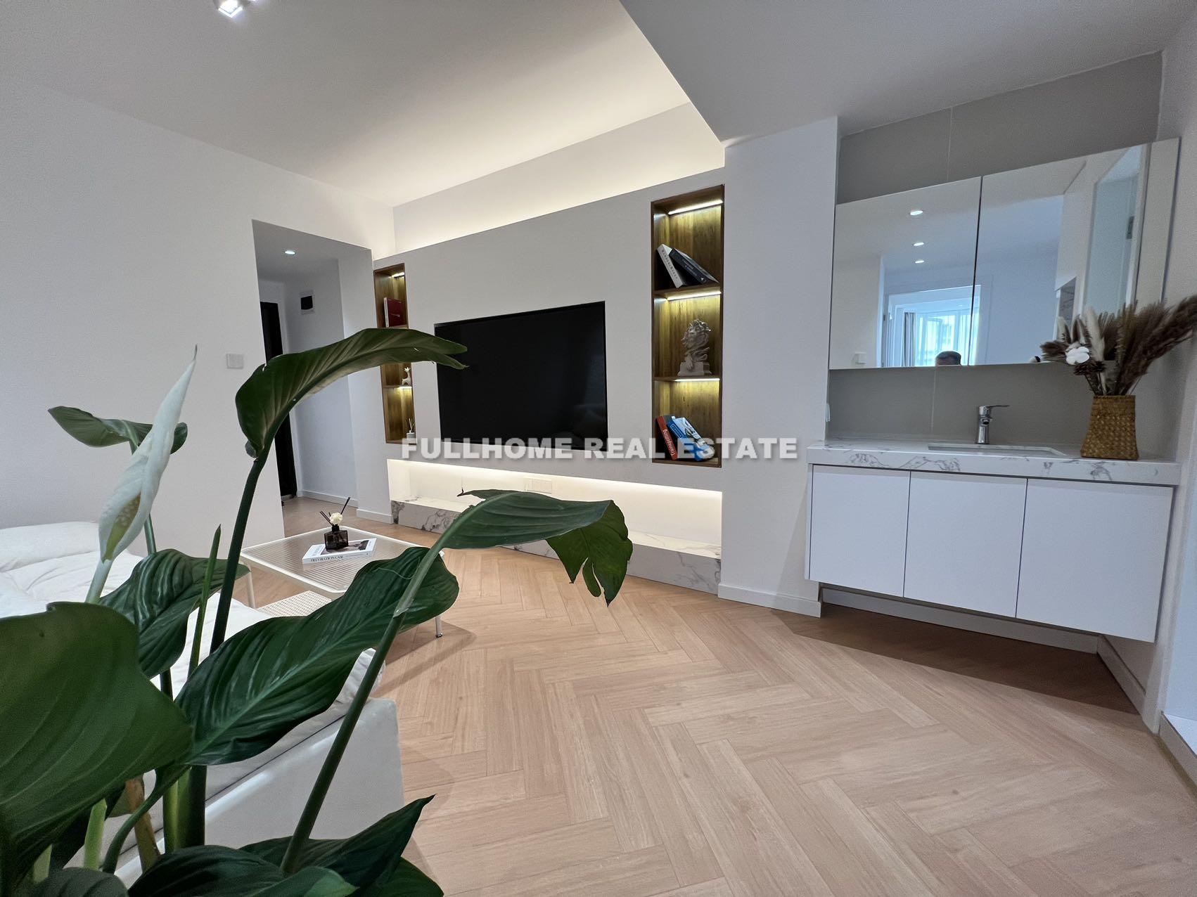 Lane 200-500 Zhenning Road Old House - 1 bedroom apartment in Shanghai, Jing An, Downtown