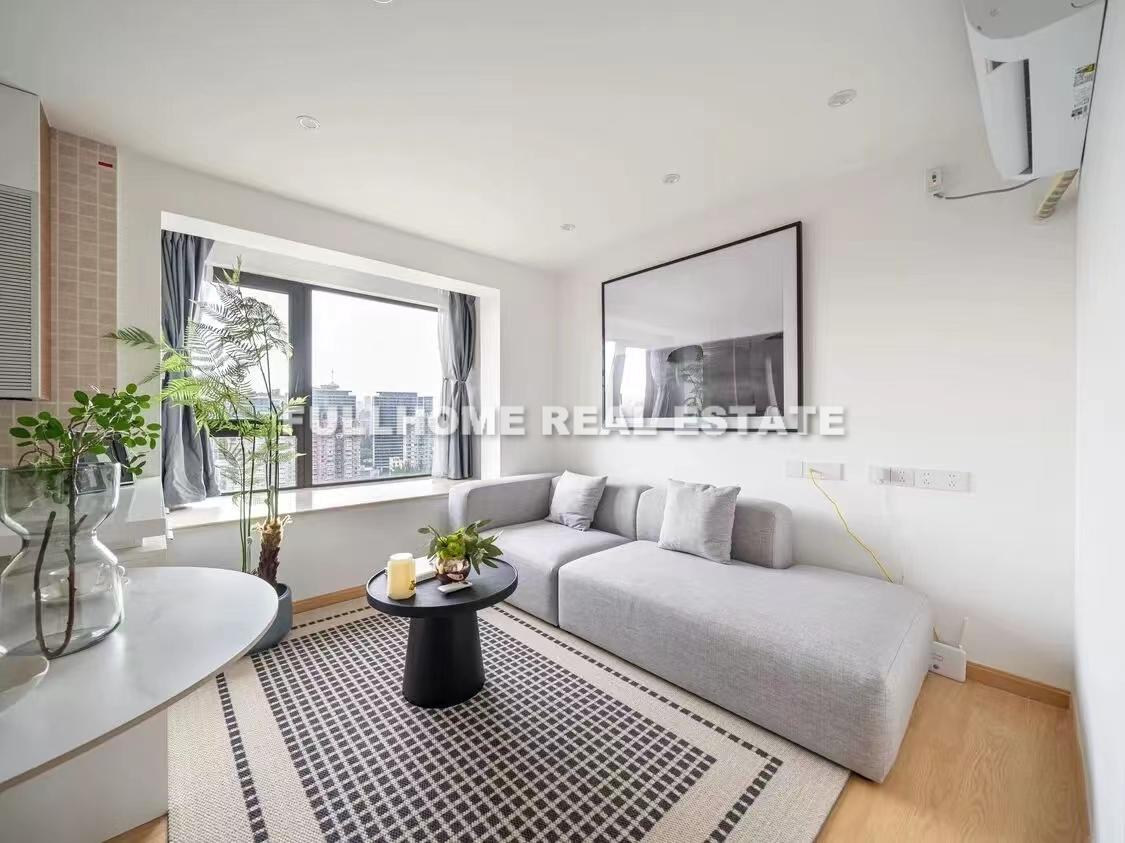 Gubei Dacheng Mansion - 1 bedroom apartment in Shanghai, Downtown, Downtown